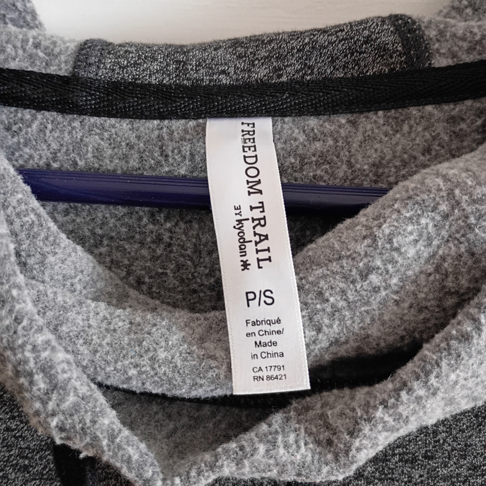 Freedom Trail Gray Fleece Hooded Sweater Dress Cowl Neck Pockets P/S Knee Length - Picture 4 of 11
